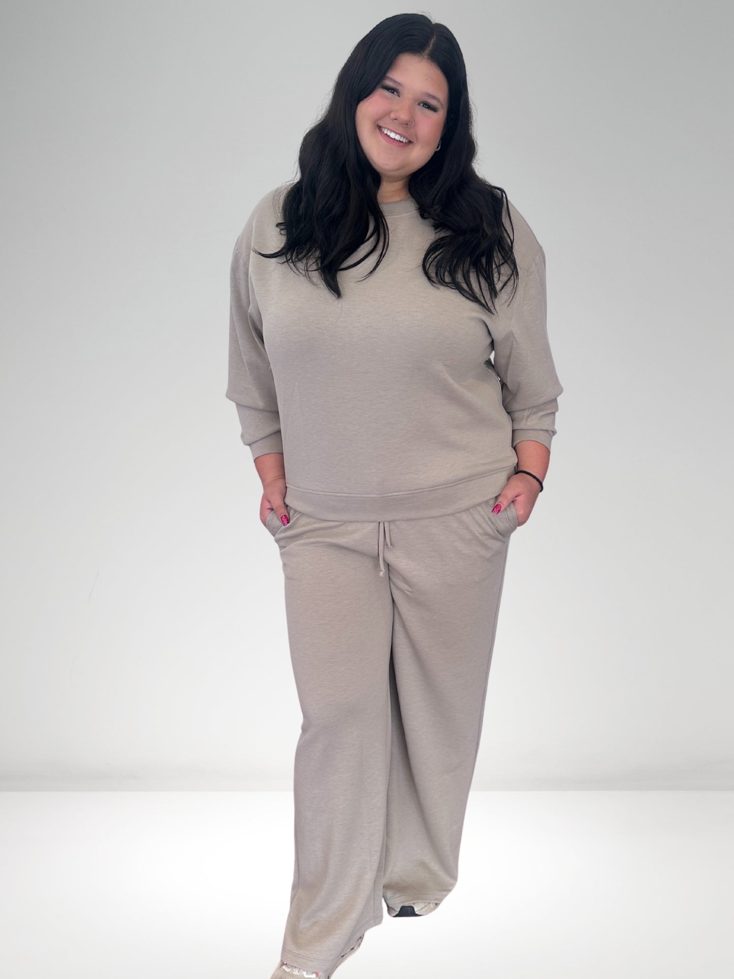 Scuba Crewneck Pullover & Pants Set