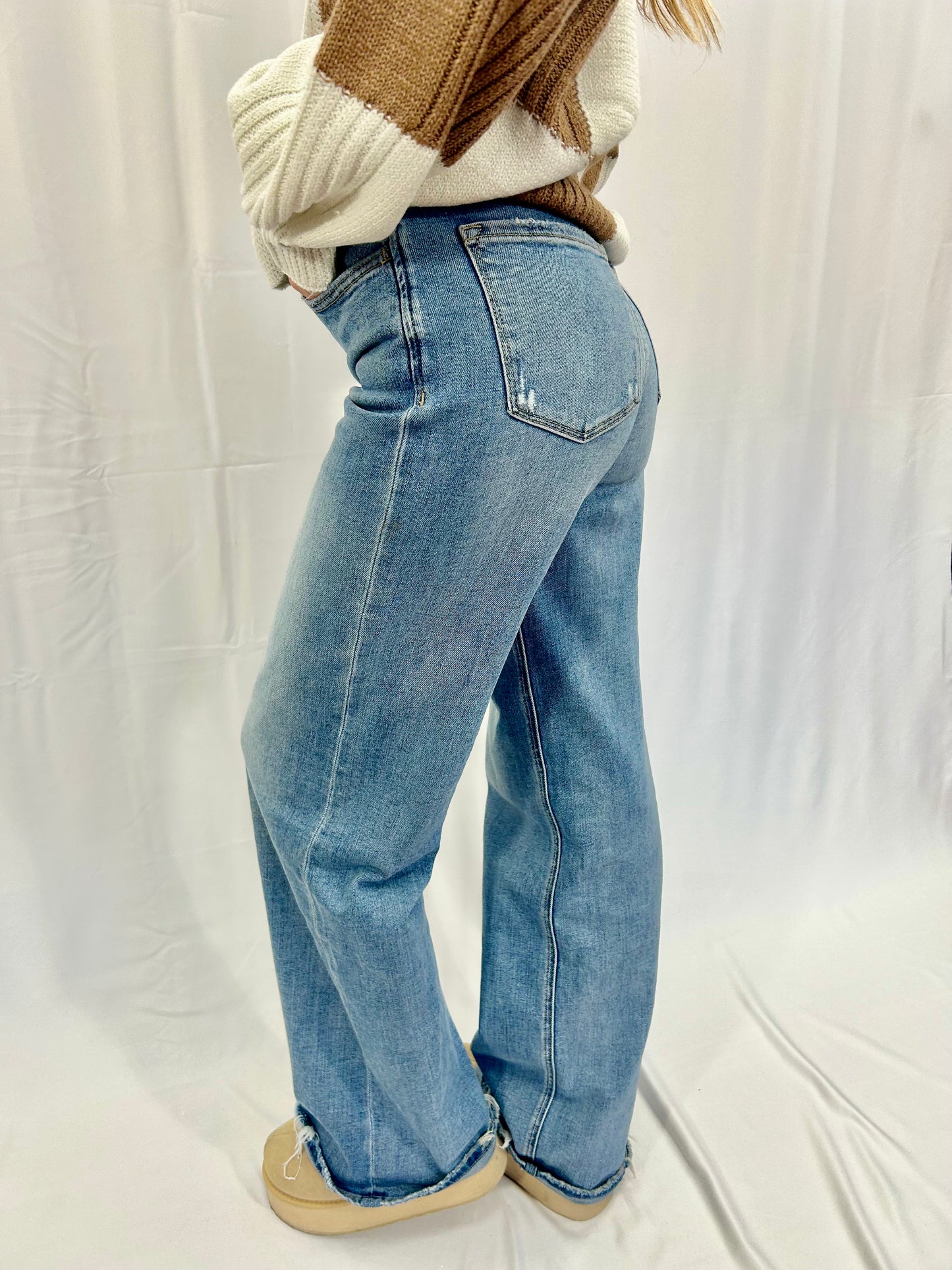 High-Rise Wide Jean